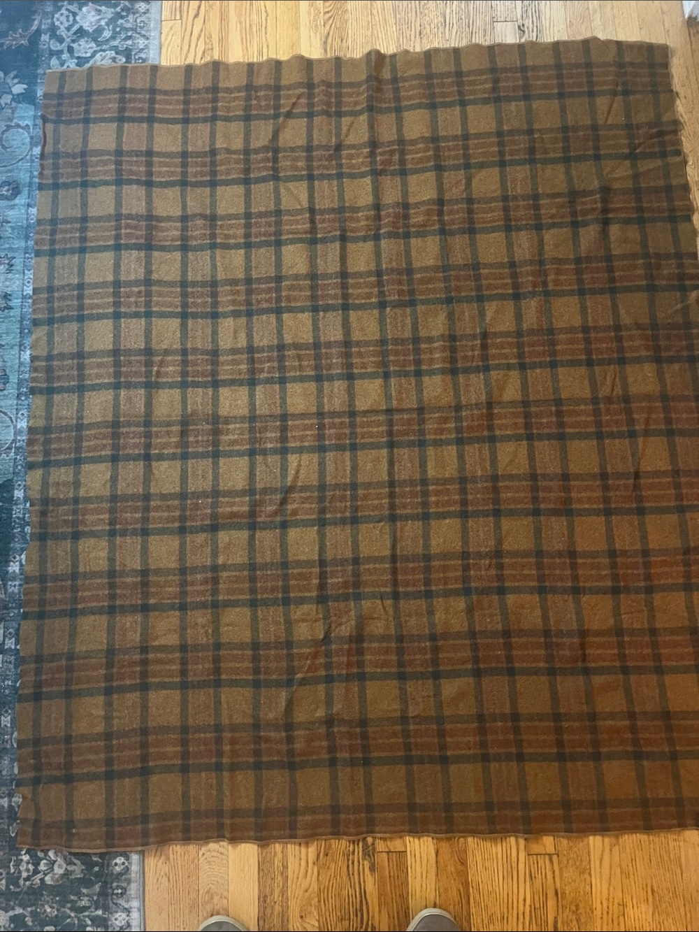 Woolrich Vintage Pearce Blanket Made in USA Wool Throw 60”W x 70”L approx